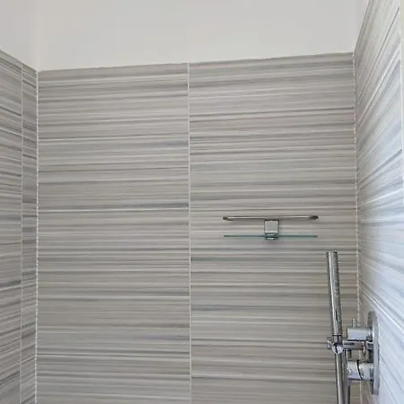 La Via Dei Compositori Appartement *